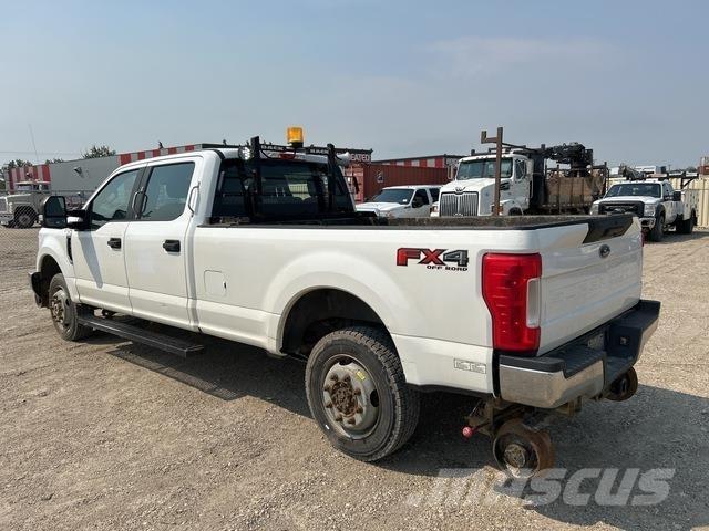 Ford F-350 Pickup/Pritschenwagen