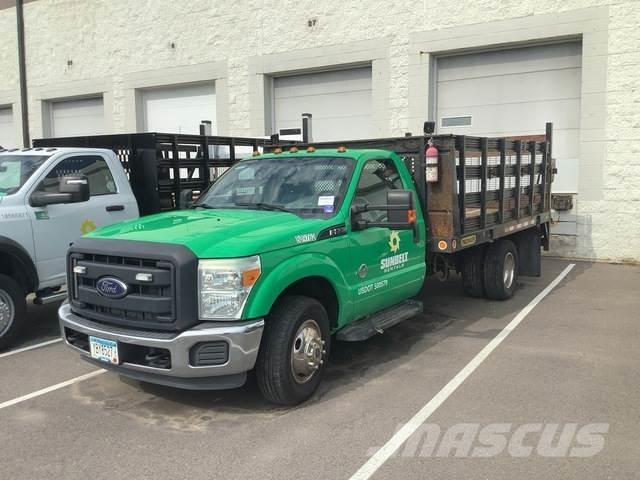 Ford F-350 Pritschenwagen/Pritschenwagen mit Seitenklappe