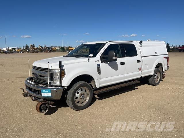 Ford F-350 Pickup/Pritschenwagen