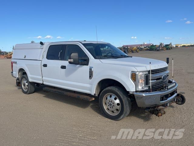 Ford F-350 Pickup/Pritschenwagen
