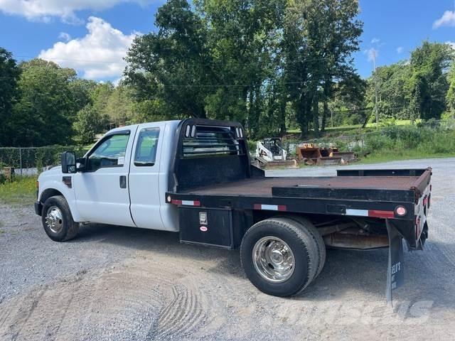 Ford F-350 Pritschenwagen/Pritschenwagen mit Seitenklappe