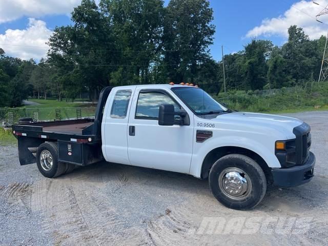 Ford F-350 Pritschenwagen/Pritschenwagen mit Seitenklappe