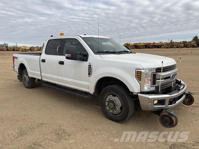 Ford F-350 Pickup/Pritschenwagen