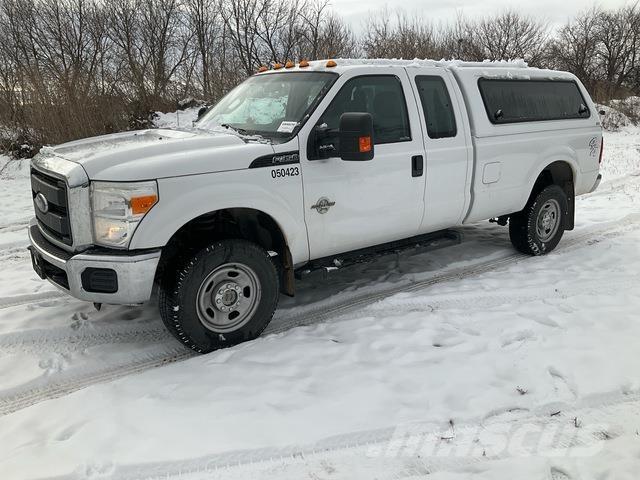 Ford F-350 Pickup/Pritschenwagen