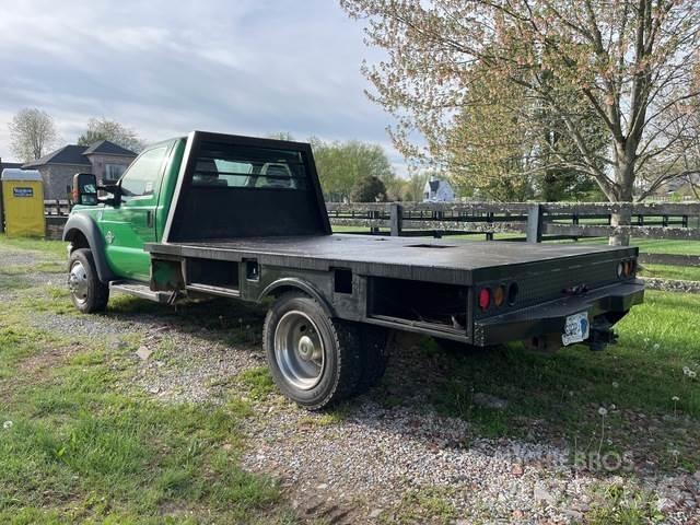Ford F-450 Pritschenwagen/Pritschenwagen mit Seitenklappe