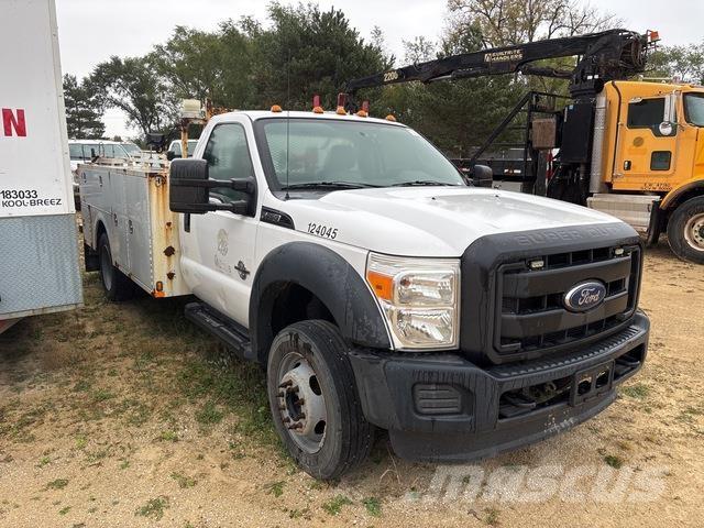 Ford F-450 Pickup/Pritschenwagen