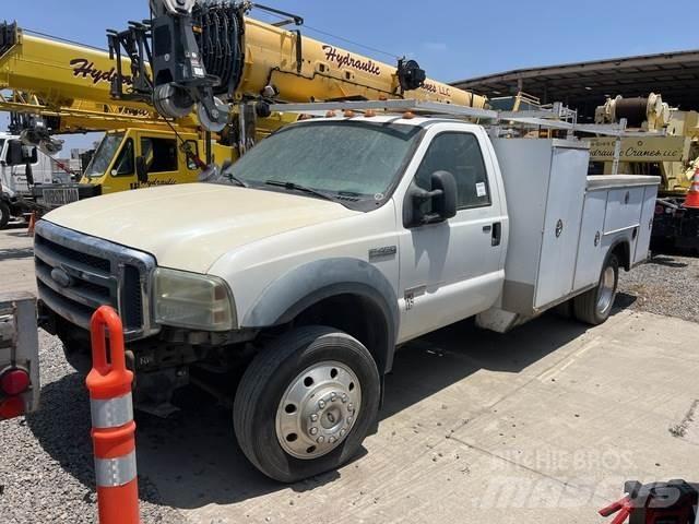 Ford F-450 Pickup/Pritschenwagen