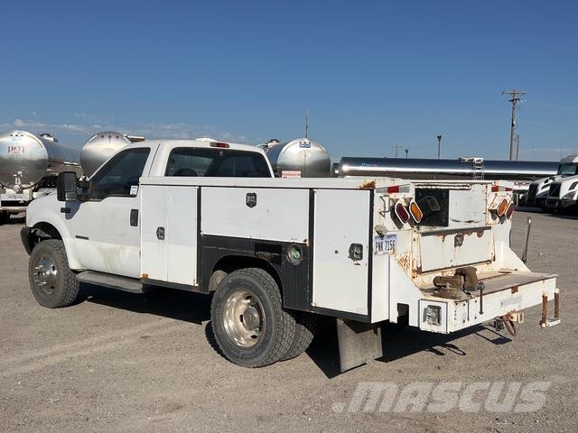 Ford F-450 Pickup/Pritschenwagen