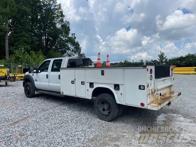 Ford F-450 Pickup/Pritschenwagen