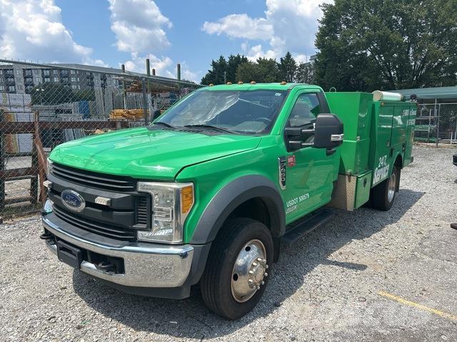 Ford F-450 Pickup/Pritschenwagen