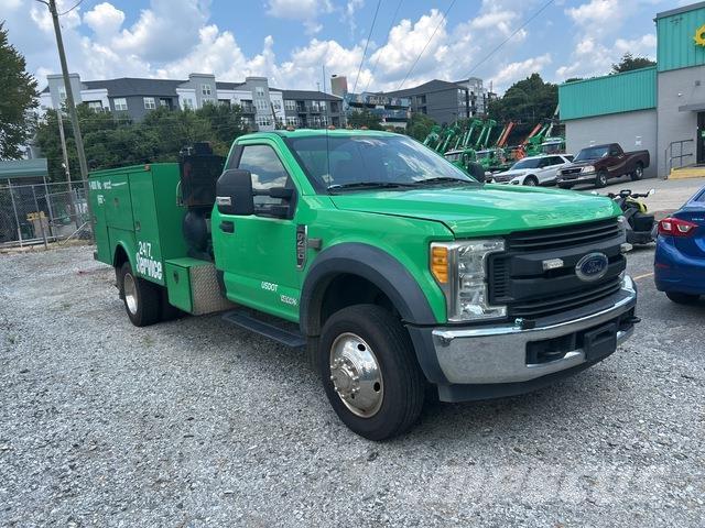 Ford F-450 Pickup/Pritschenwagen