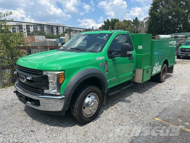 Ford F-450 Pickup/Pritschenwagen