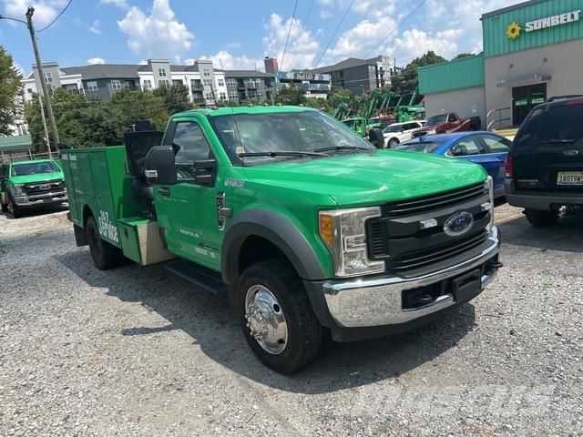 Ford F-450 Pickup/Pritschenwagen