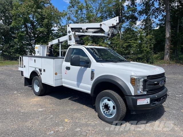 Ford F-450 LKW-Arbeitsbühnen