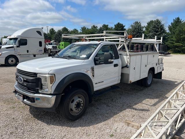 Ford F-450 Pickup/Pritschenwagen