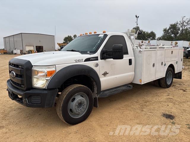 Ford F-450 Pickup/Pritschenwagen