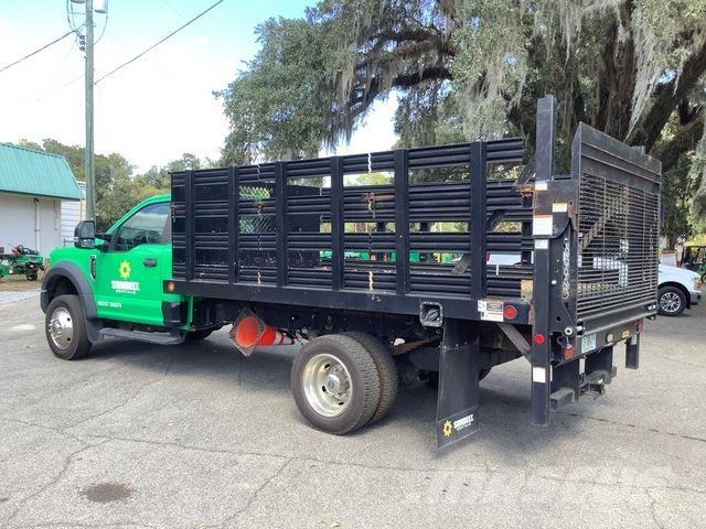 Ford F-450 Pritschenwagen/Pritschenwagen mit Seitenklappe