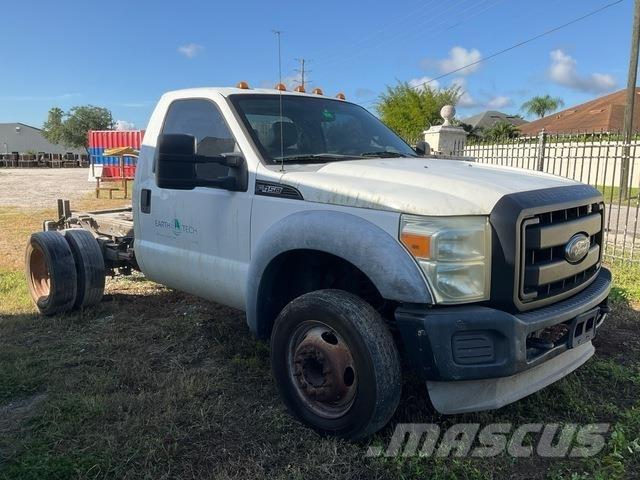 Ford F-450 XL Kabinen