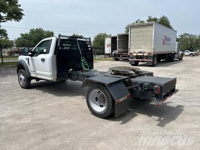 Ford F-550 Sonstige Baumaschinen