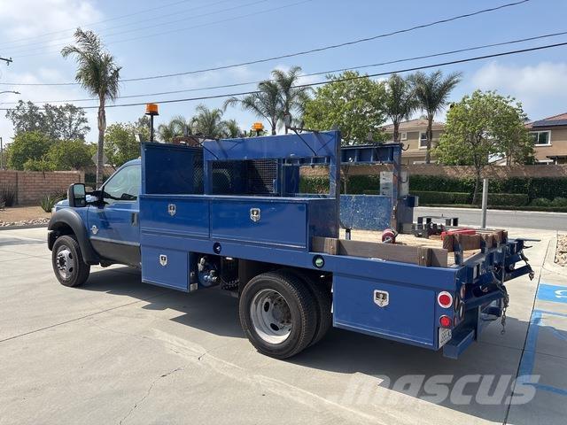 Ford F-550 Pickup/Pritschenwagen