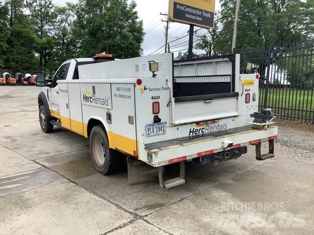 Ford F-550 Kommunal-Sonderfahrzeuge