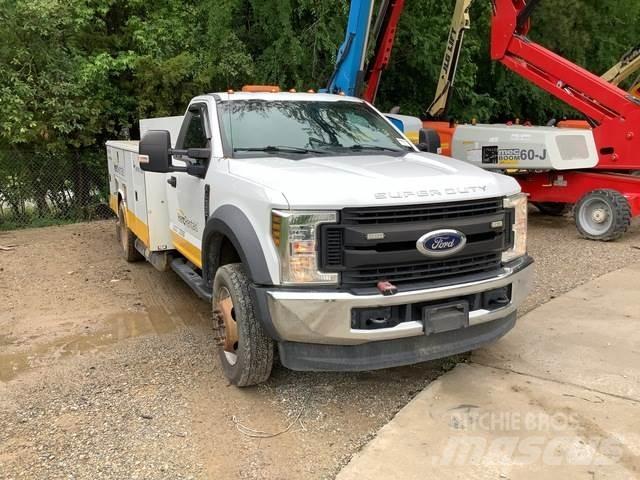 Ford F-550 Kommunal-Sonderfahrzeuge