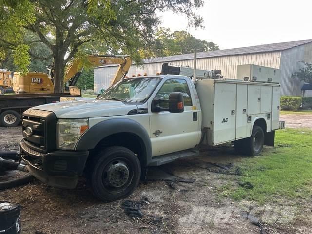 Ford F-550 Kommunal-Sonderfahrzeuge