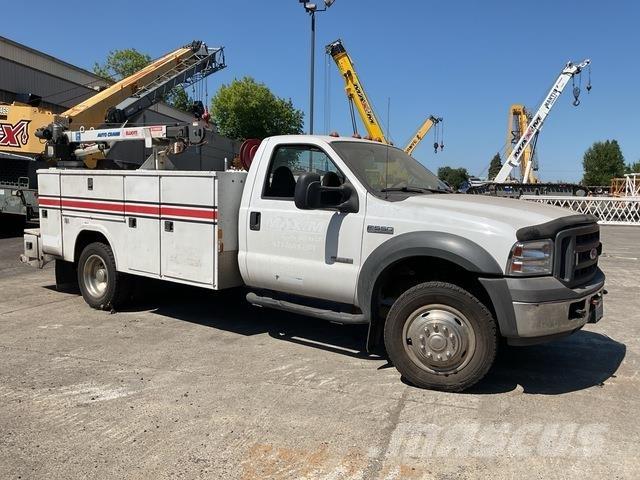 Ford F-550 Kommunal-Sonderfahrzeuge