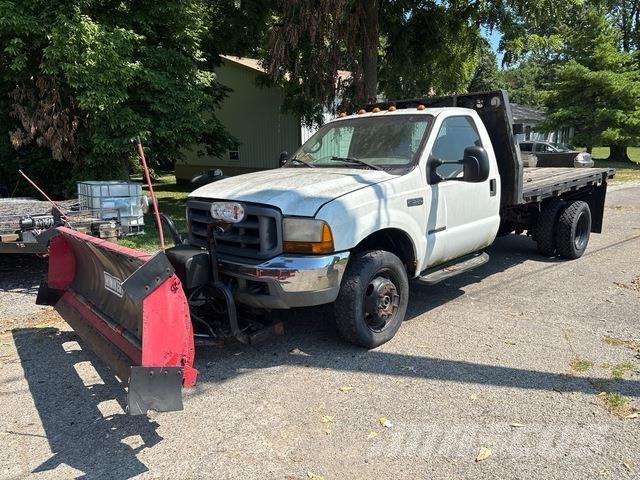 Ford F-550 Pritschenwagen/Pritschenwagen mit Seitenklappe