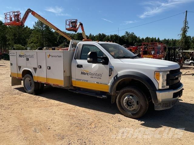 Ford F-550 Kommunal-Sonderfahrzeuge