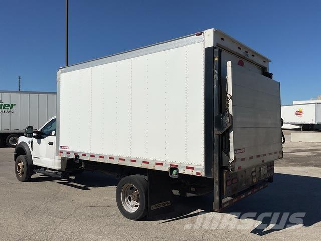 Ford F-550 Kastenaufbau