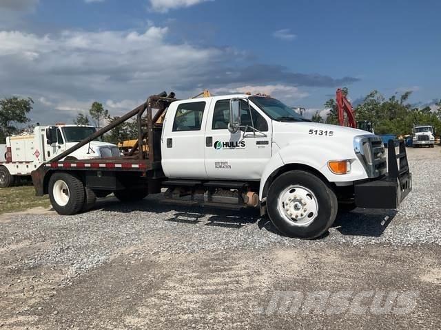 Ford F-650 Kranwagen