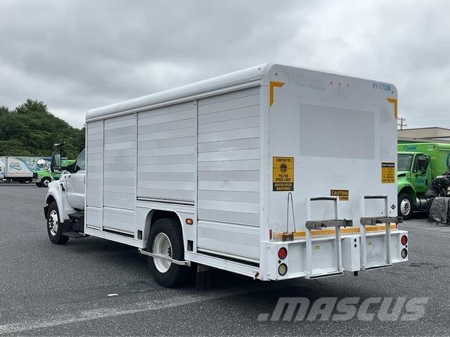 Ford F-650 Getränkewagen