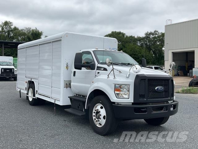 Ford F-650 Getränkewagen