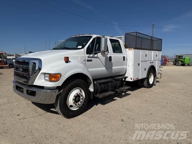 Ford F-750 Kommunal-Sonderfahrzeuge