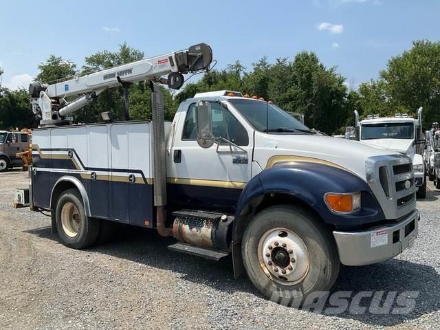 Ford F-750 Kommunal-Sonderfahrzeuge