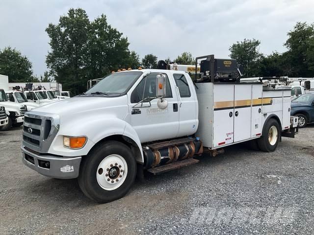 Ford F-750 Kommunal-Sonderfahrzeuge