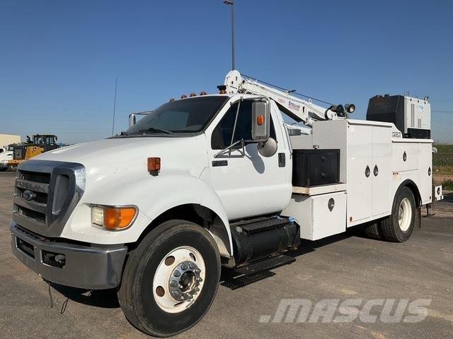 Ford F-750 Kommunal-Sonderfahrzeuge