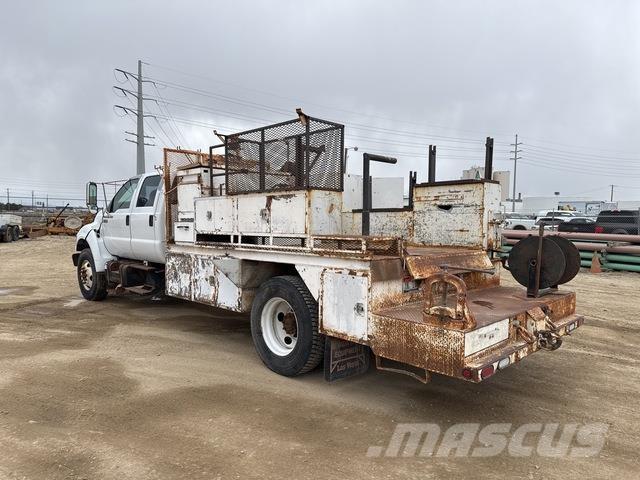 Ford F-750 Kommunal-Sonderfahrzeuge