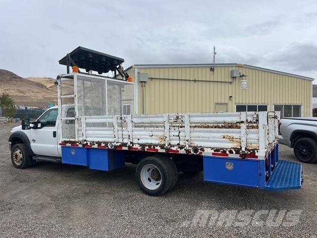 Ford F450 Kommunal-Sonderfahrzeuge