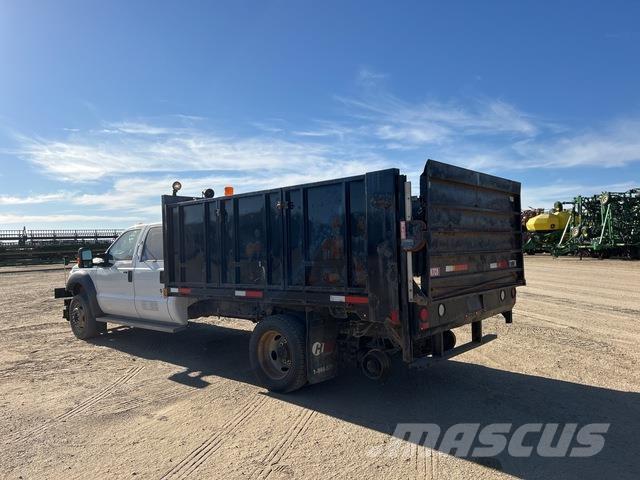 Ford F550 Pritschenwagen/Pritschenwagen mit Seitenklappe