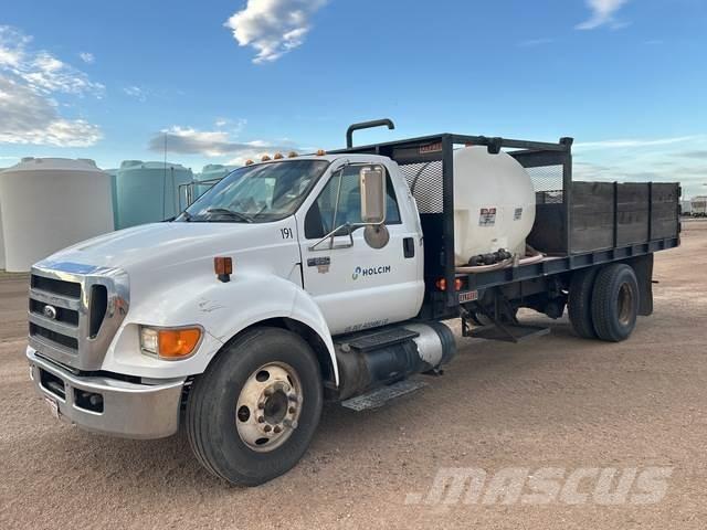 Ford F650 Wassertanker