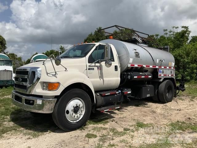 Ford F750 Beton-Mischfahrzeuge