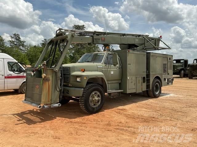 Ford F800 Sonstige Baumaschinen