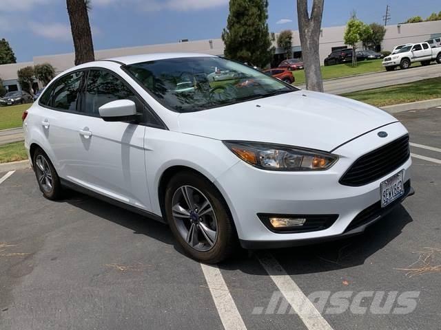 Ford Focus PKWs