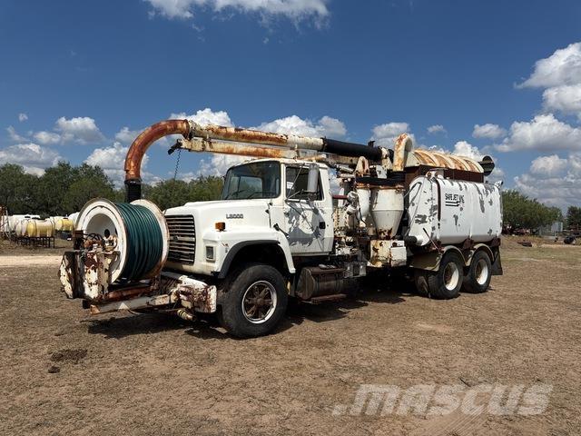 Ford LNT8000F Raupenbagger