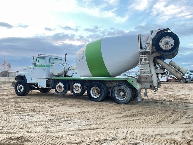 Ford LT9000 Andere Fahrzeuge