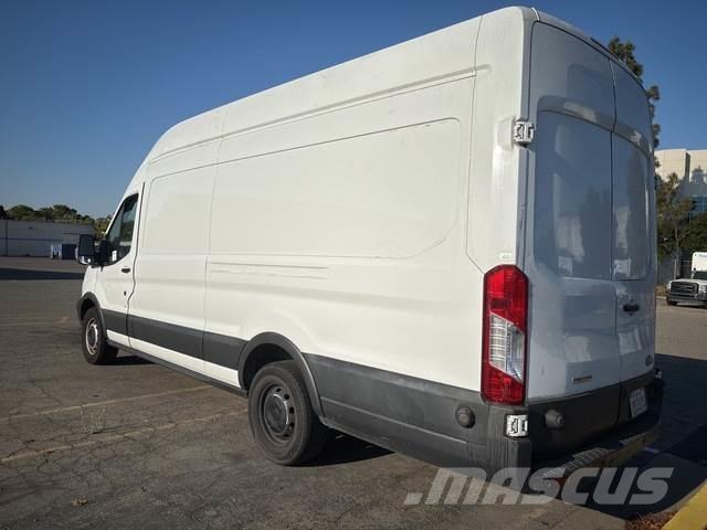 Ford Transit Lieferwagen