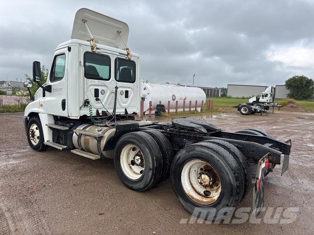 Freightliner  Sattelzugmaschinen