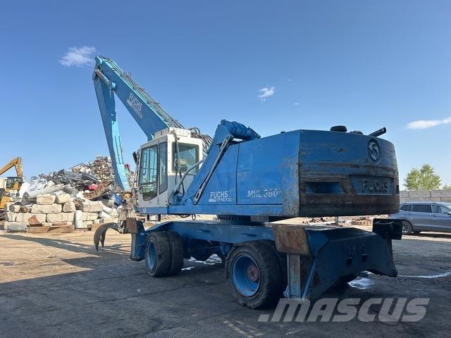 Fuchs MHL360 Materialumschlag